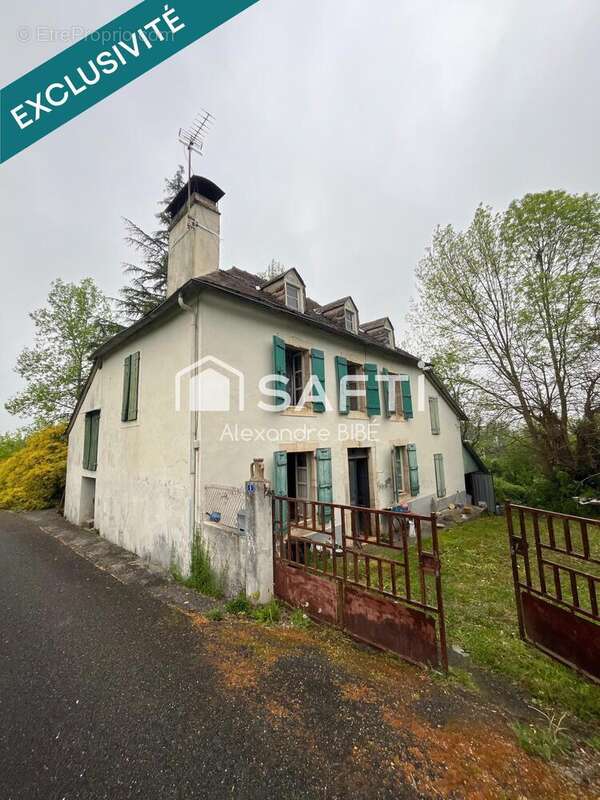 Maison 117 m² à Haut-De-Bosdarros  - photo 3
