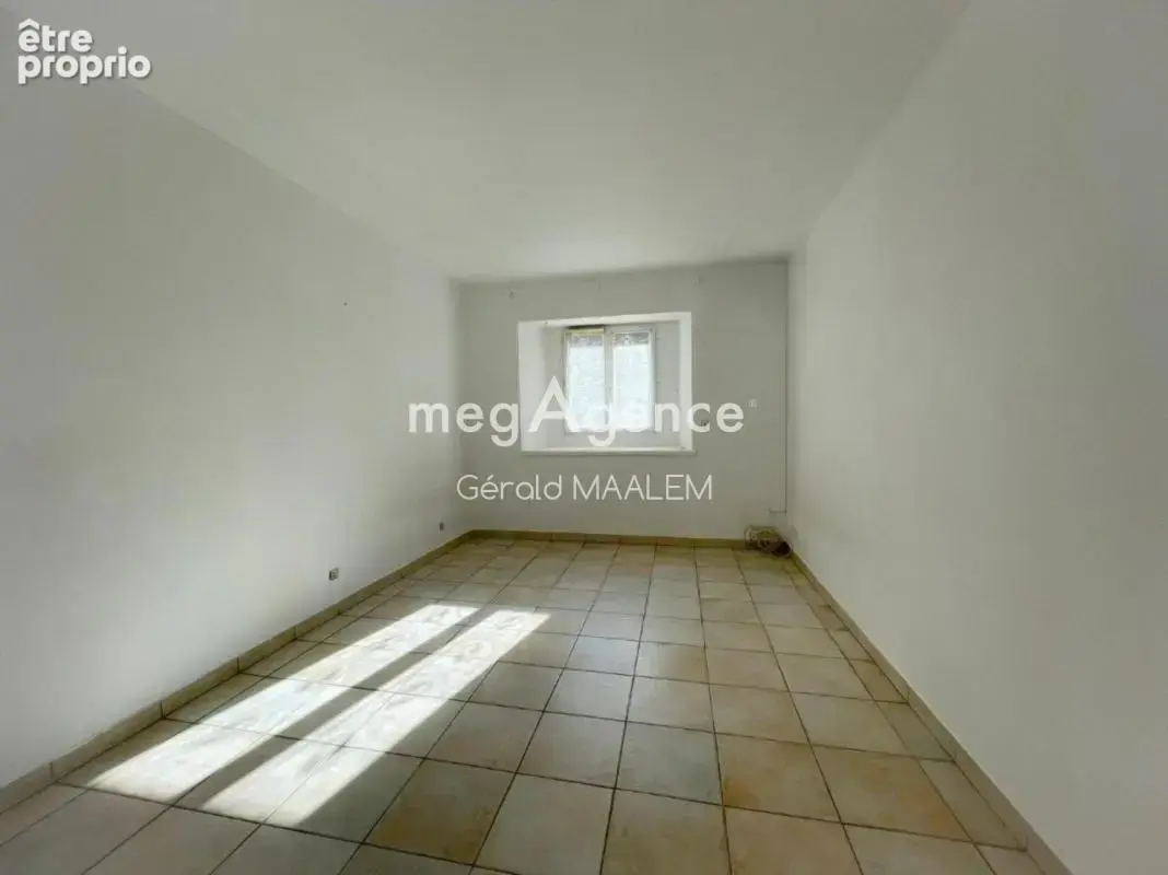 Appartement de 93m² avec garage à Cogolin - photo 6
