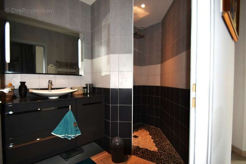 Maison à LA BREE-LES-BAINS