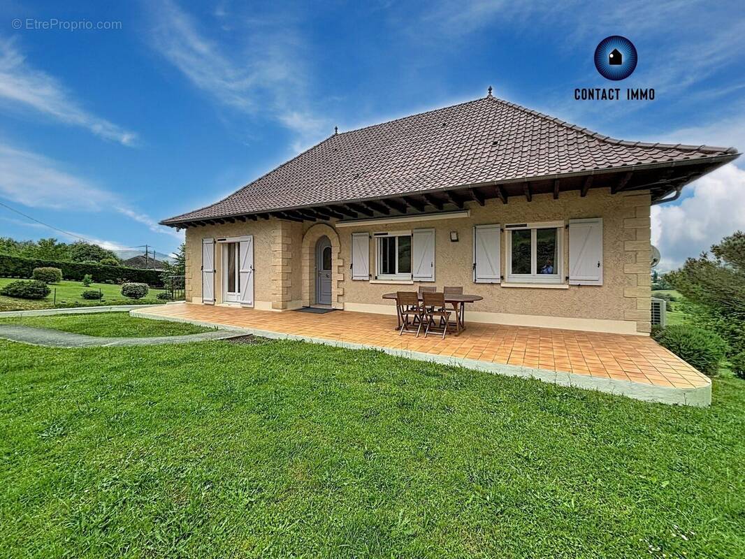 Maison 137 m² à Larche  - photo 1