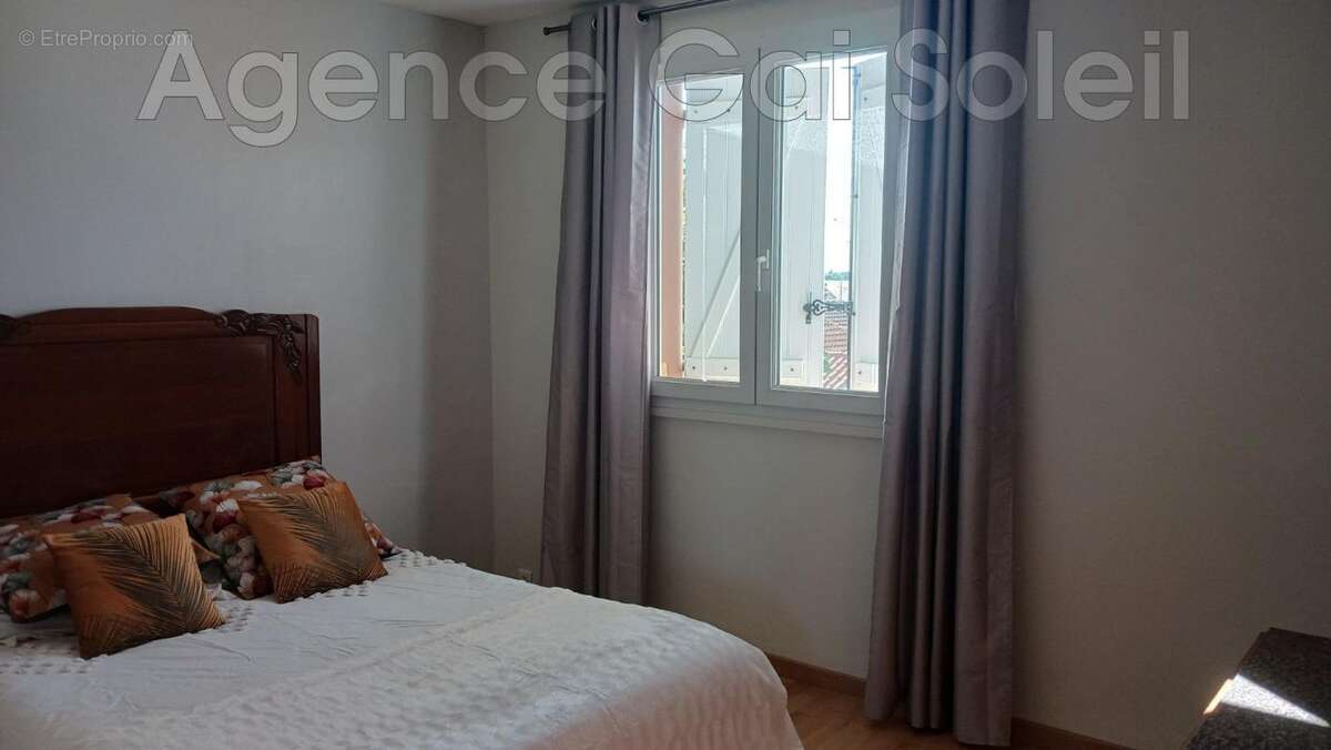 Maison à NISSAN-LEZ-ENSERUNE