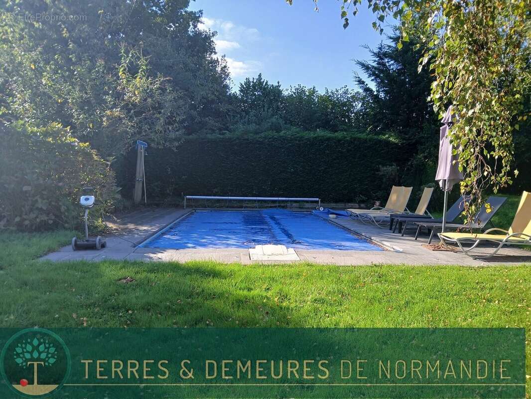 Maison à PONT-L'EVEQUE