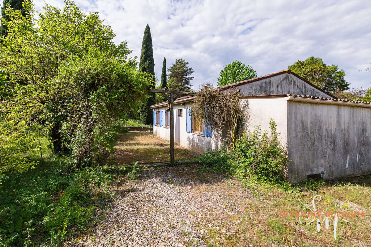 Maison à CHANTEMERLE-LES-BLES