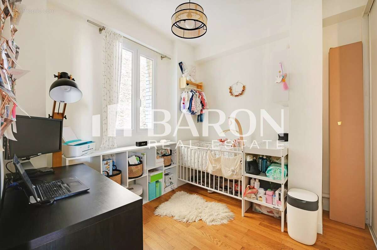 Appartement à CLICHY