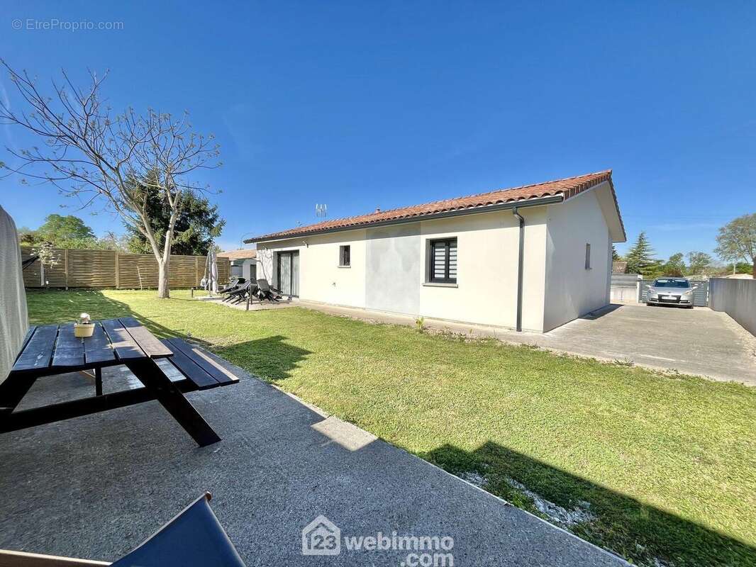 Maison 105 m² à Saint-Denis-De-Pile  - photo 2