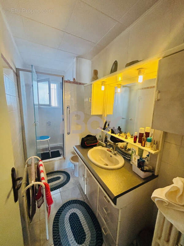 Appartement à LA VALETTE-DU-VAR