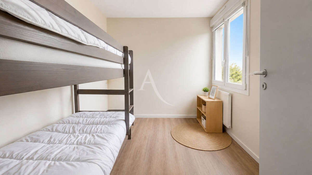 Maison de 8 pièces de 191 m² à Saint-Pierre-des-Corps - photo 10