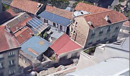 Appartement à LA GARENNE-COLOMBES