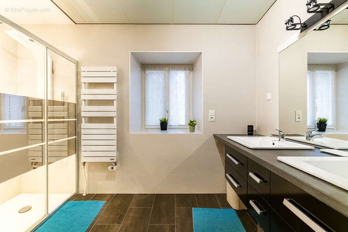 Maison à BOURBERAIN