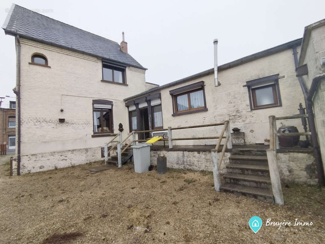 Maison à AULNOYE-AYMERIES