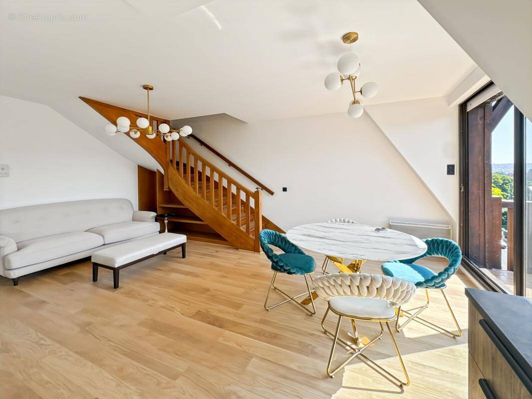 Spacieux duplex rénové - Rue des Villas - photo 3