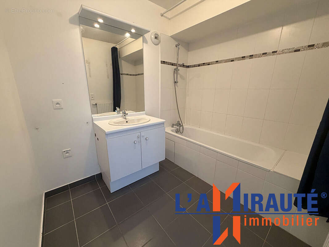 Appartement à SARTROUVILLE