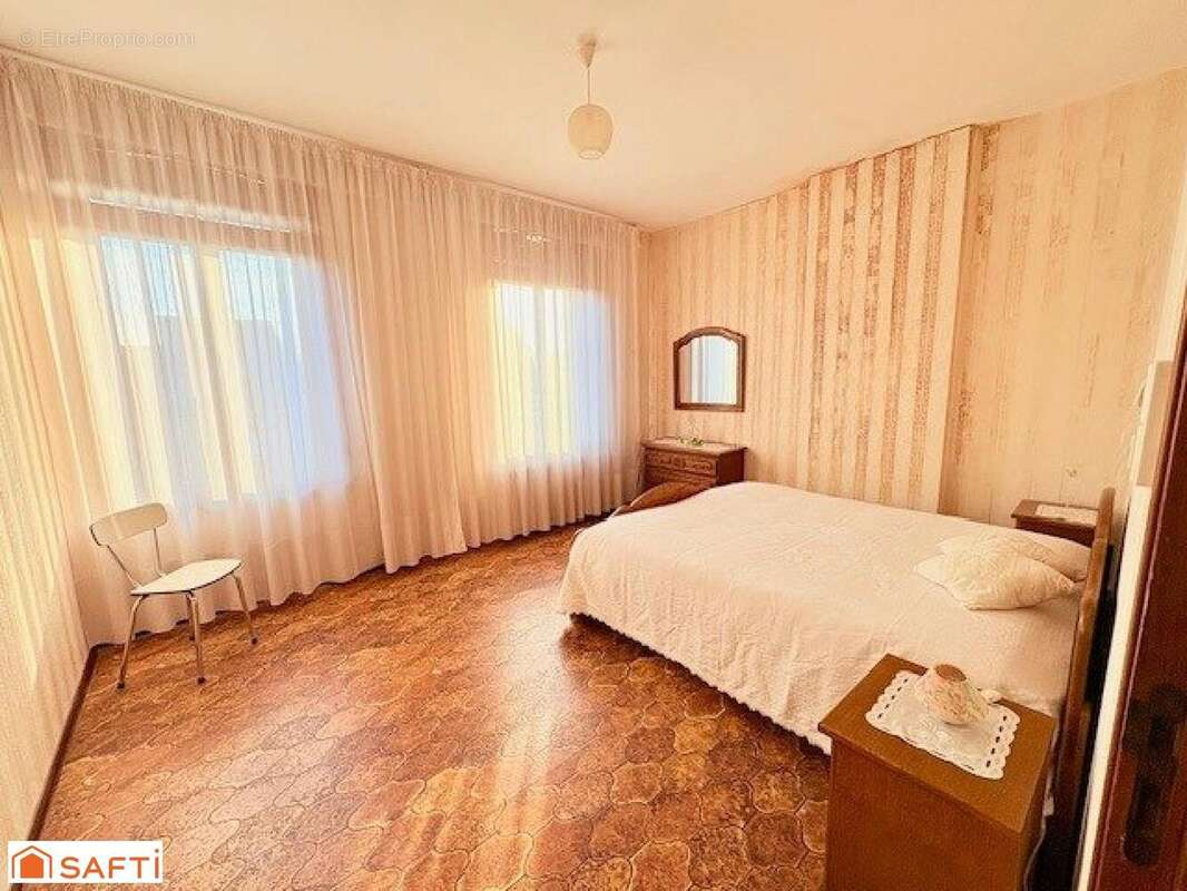 Photo 7 - Maison à QUIEVRECHAIN