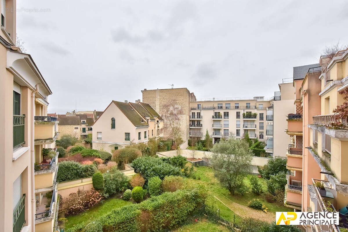 Appartement à MAISONS-LAFFITTE