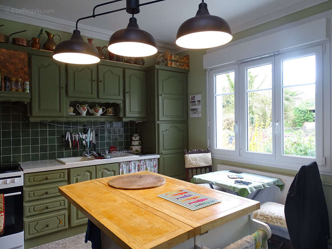 Maison à MAEL-CARHAIX