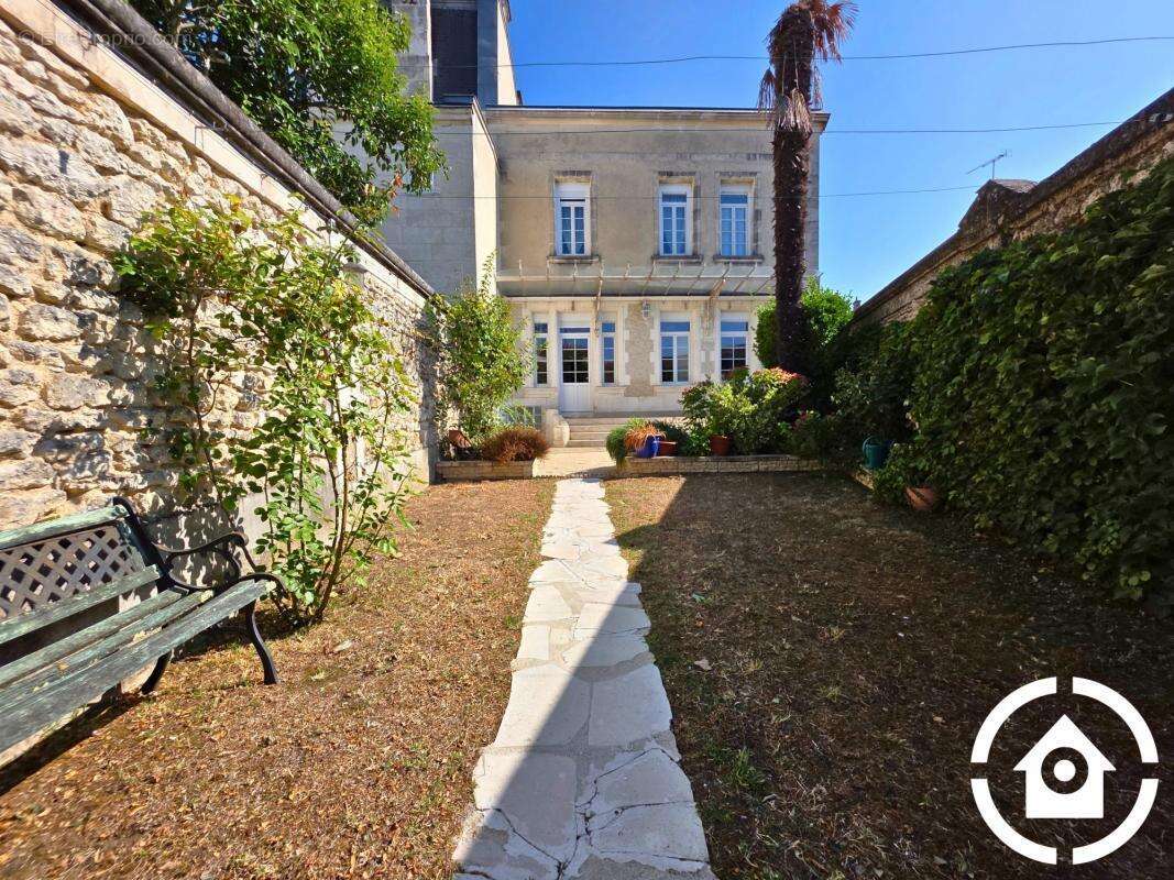 Maison de Caractère avec Vue Panoramique - avec jardin et garag - photo 5