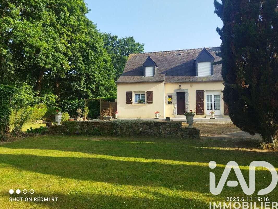 Photo 2 - Maison à MINIAC-MORVAN