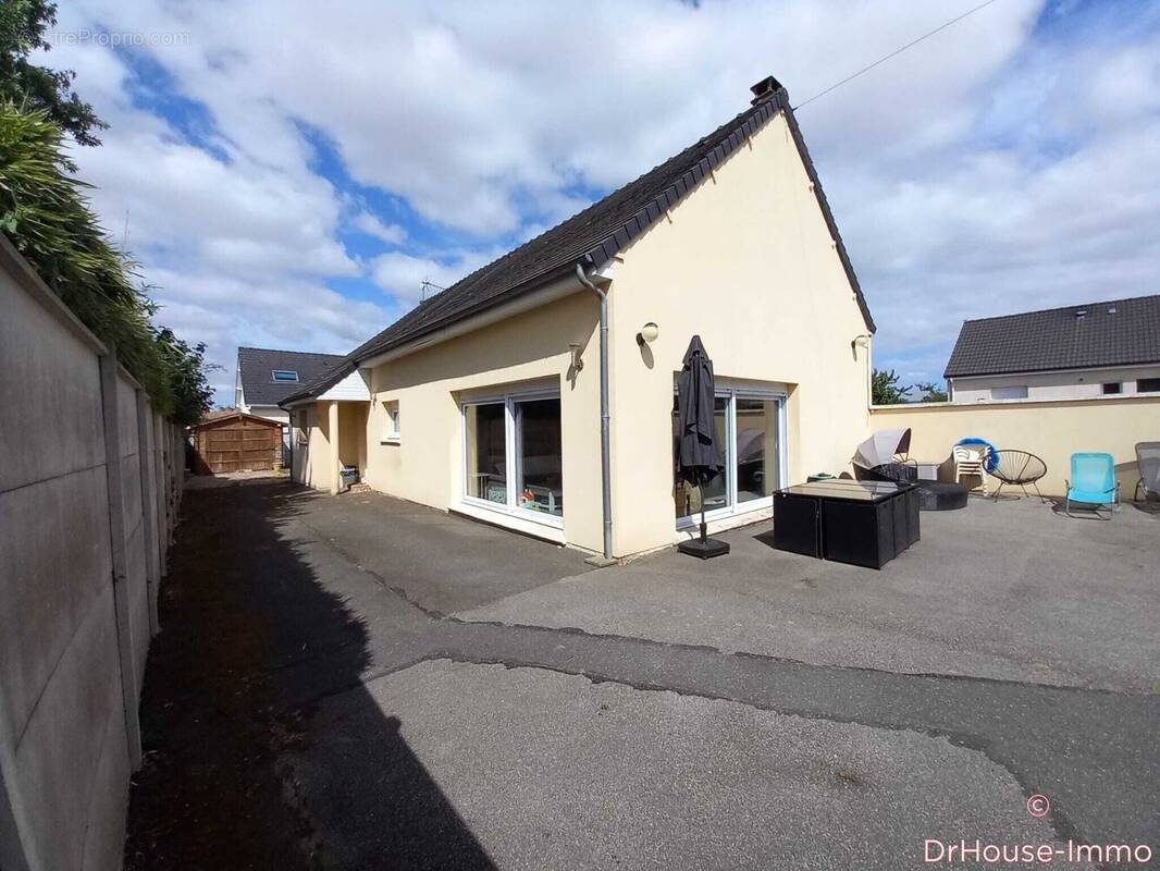 Maison à AILLY