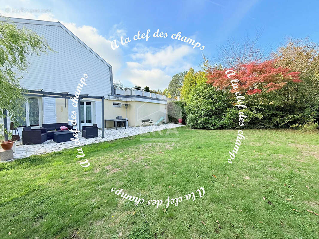 Maison à GIF-SUR-YVETTE