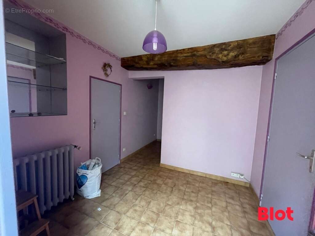 Maison à LE PERTRE