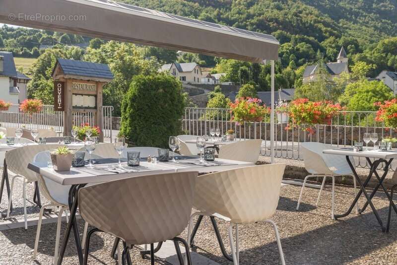 Commerce à LUZ-SAINT-SAUVEUR