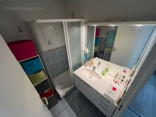 Appartement à ANDREZIEUX-BOUTHEON