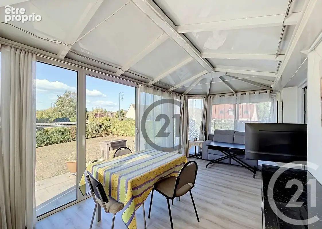 Maison 6 pièces 157 m² à vendre à Varennes-Jarcy (91480) - photo 4