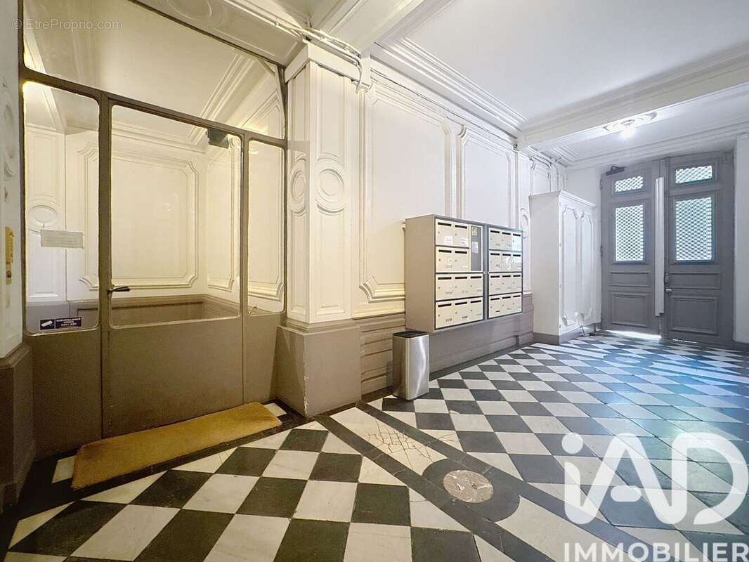 Photo 5 - Appartement à PARIS-10E