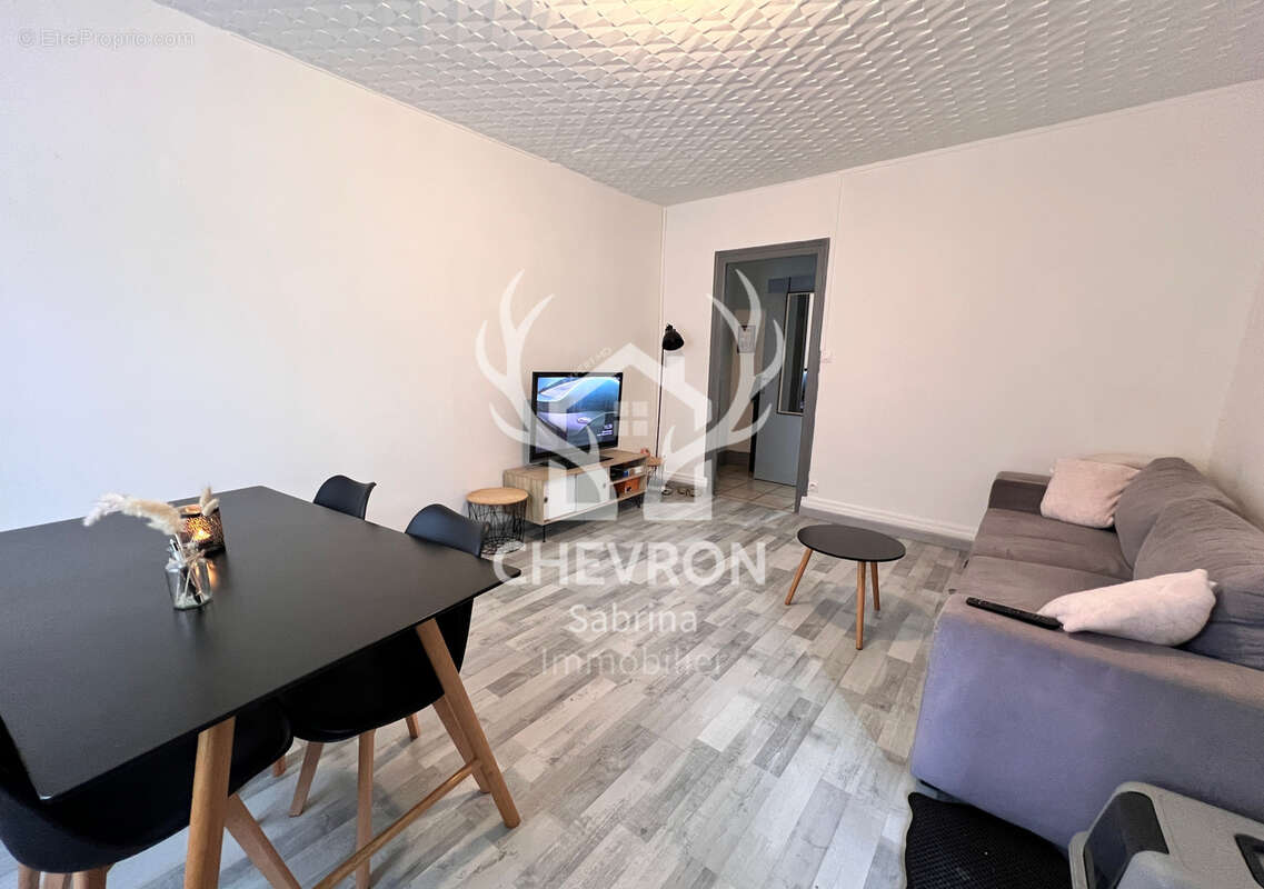 Appartement à CHARLEVILLE-MEZIERES