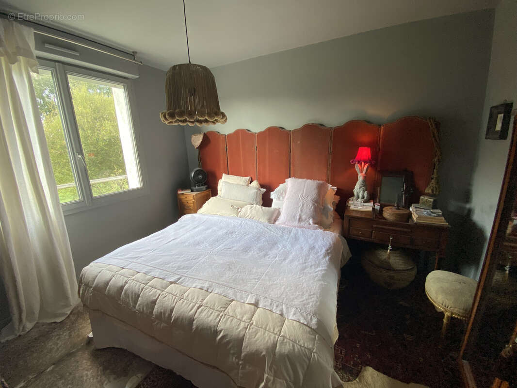 Maison à CHANTENAY-VILLEDIEU