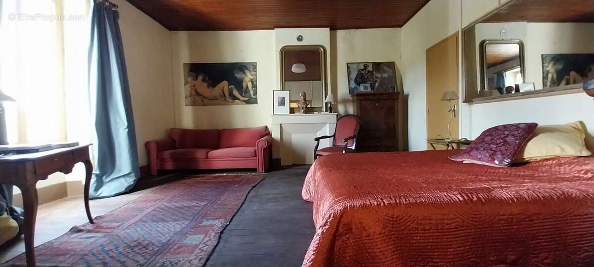 Maison à CAYLUS