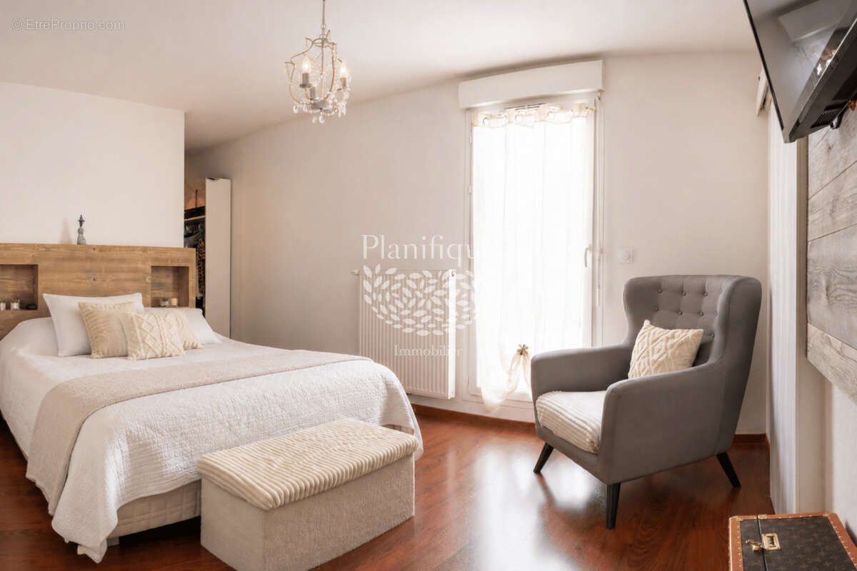 Appartement à Boneville de 80 m2 - photo 6