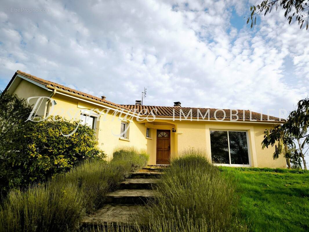 Maison à SAINT-MESMIN