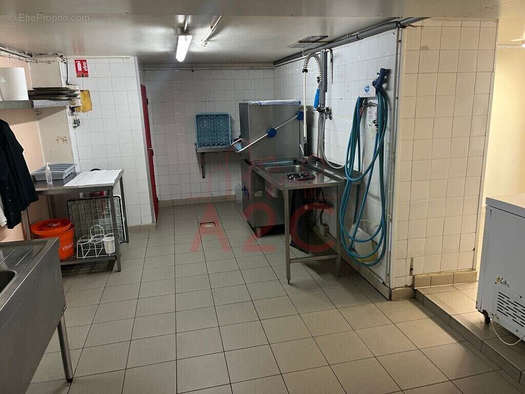 Commerce à LES HERBIERS