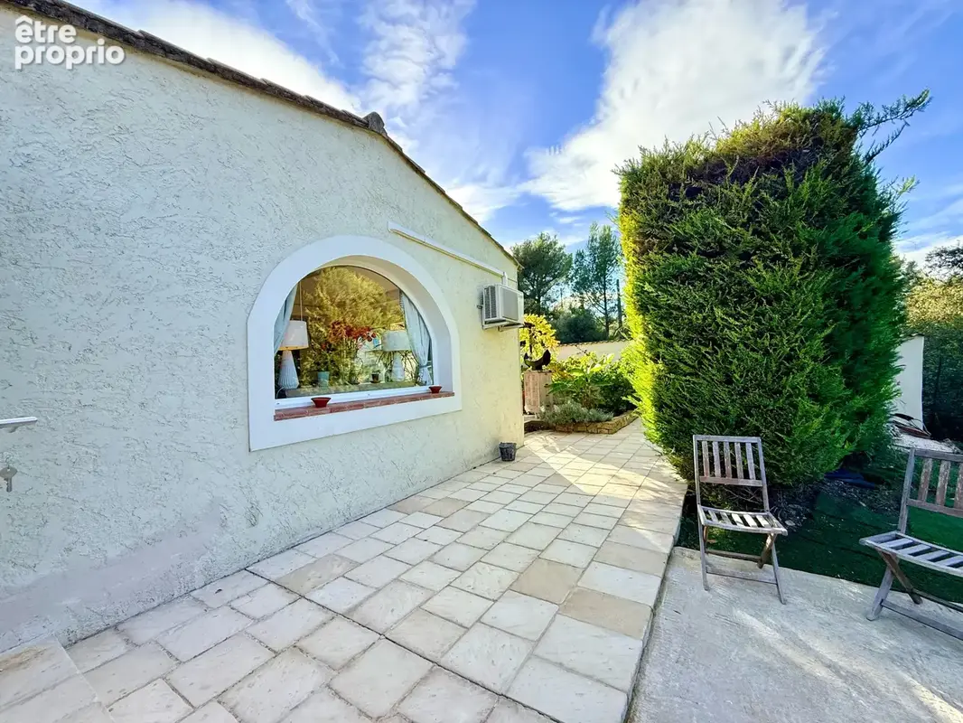 Maison de plain pied 3800 m2 de terrain  avec piscine et pool house - photo 24