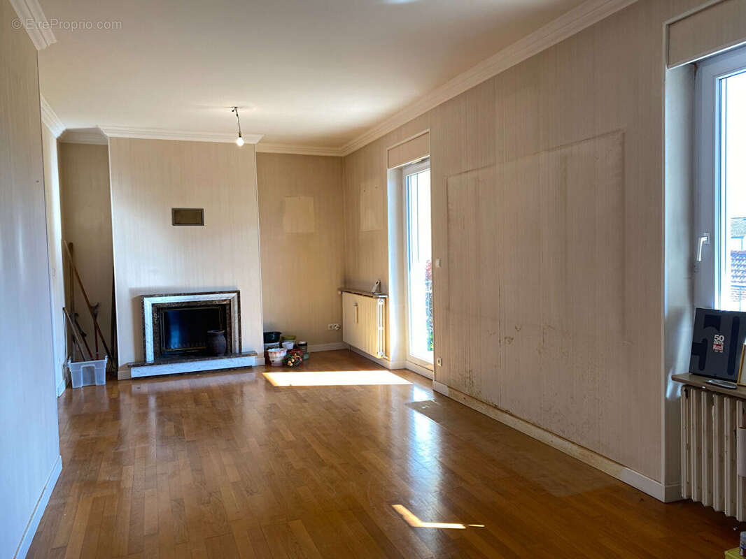 Maison à SANVIGNES-LES-MINES