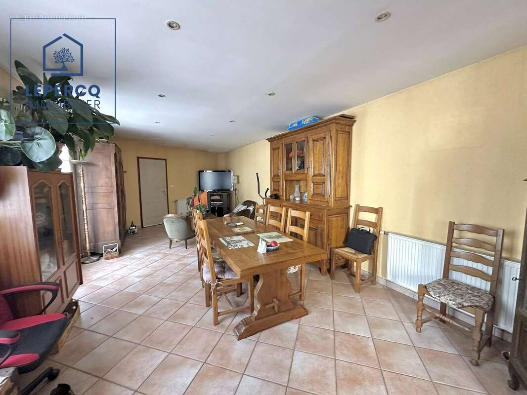 Maison à TAILLEFONTAINE