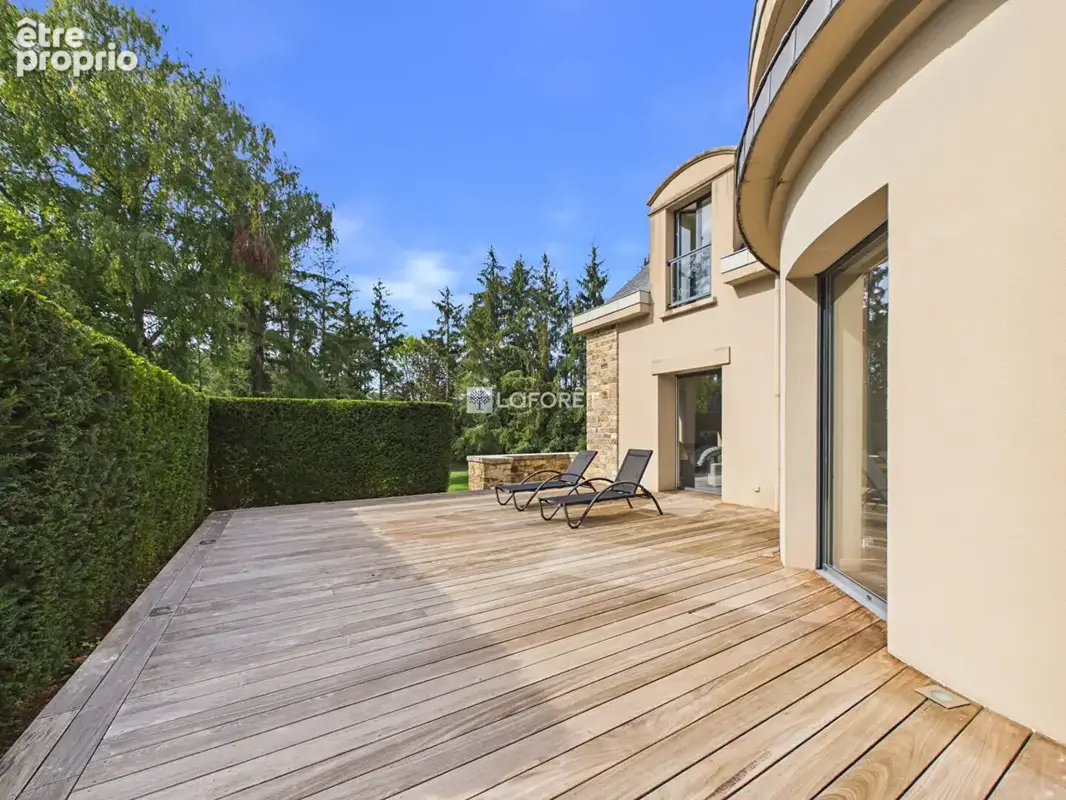 Maison CHATEAULIN 10 Pièces 253.77 m² - photo 5