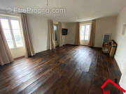 Appartement à JUILLAC