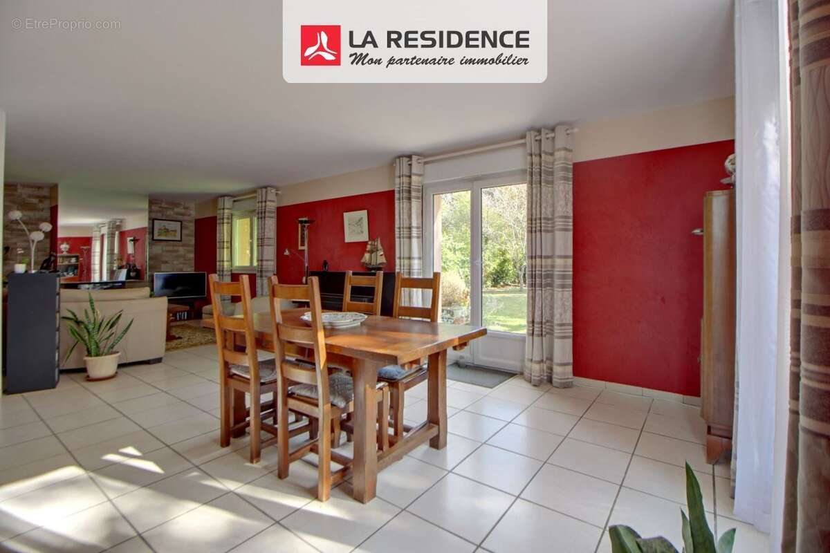 Maison à VERNEUIL-SUR-SEINE