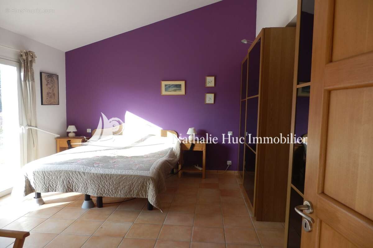 Maison 165 m² à Sainte-Marie  - photo 7