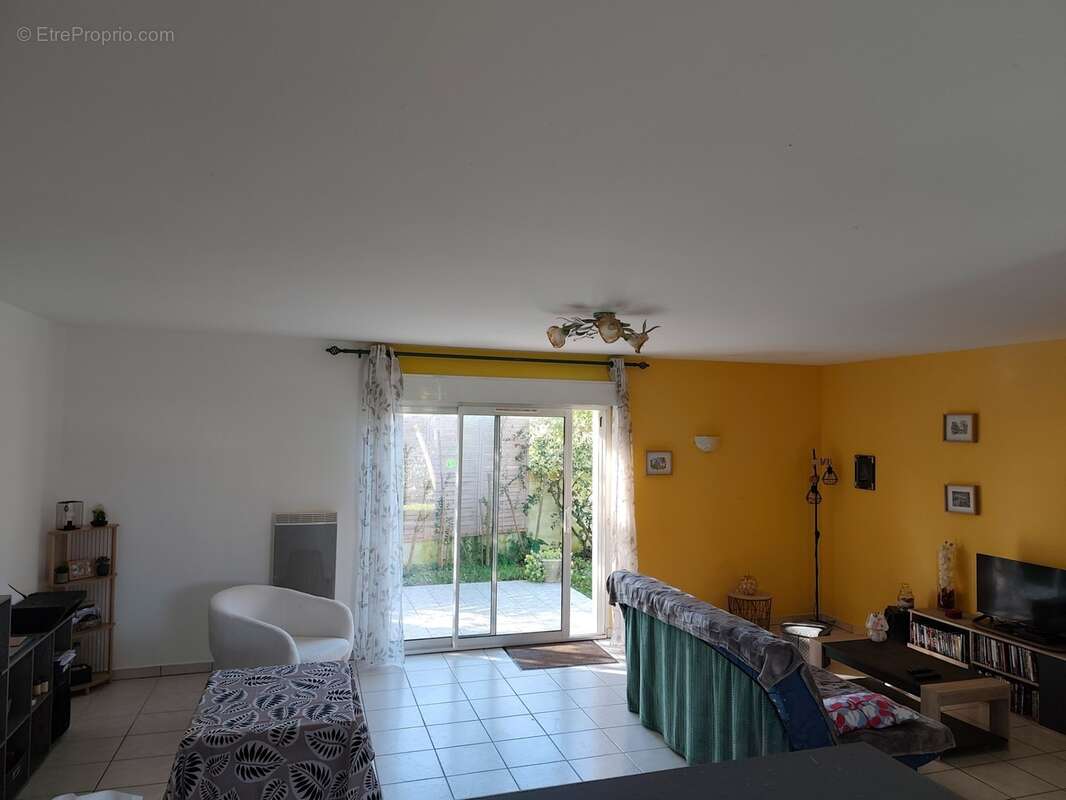 Maison à vendre 3 pièces MARENNES (17) - photo 11