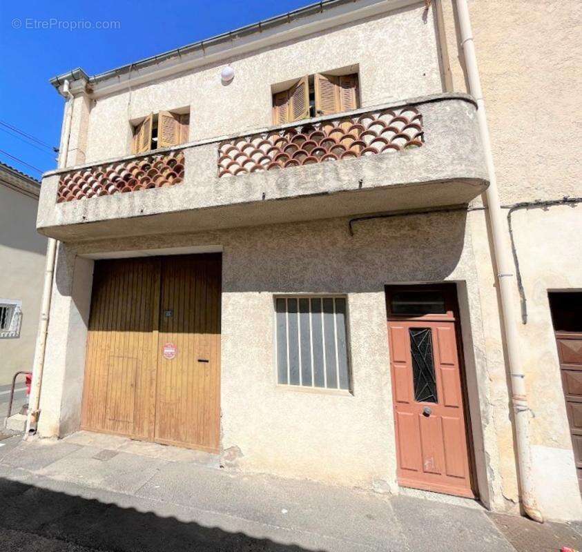 Maison à CHATEAURENARD