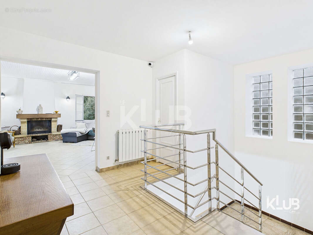 Villa avec vue mer à Brando - photo 5