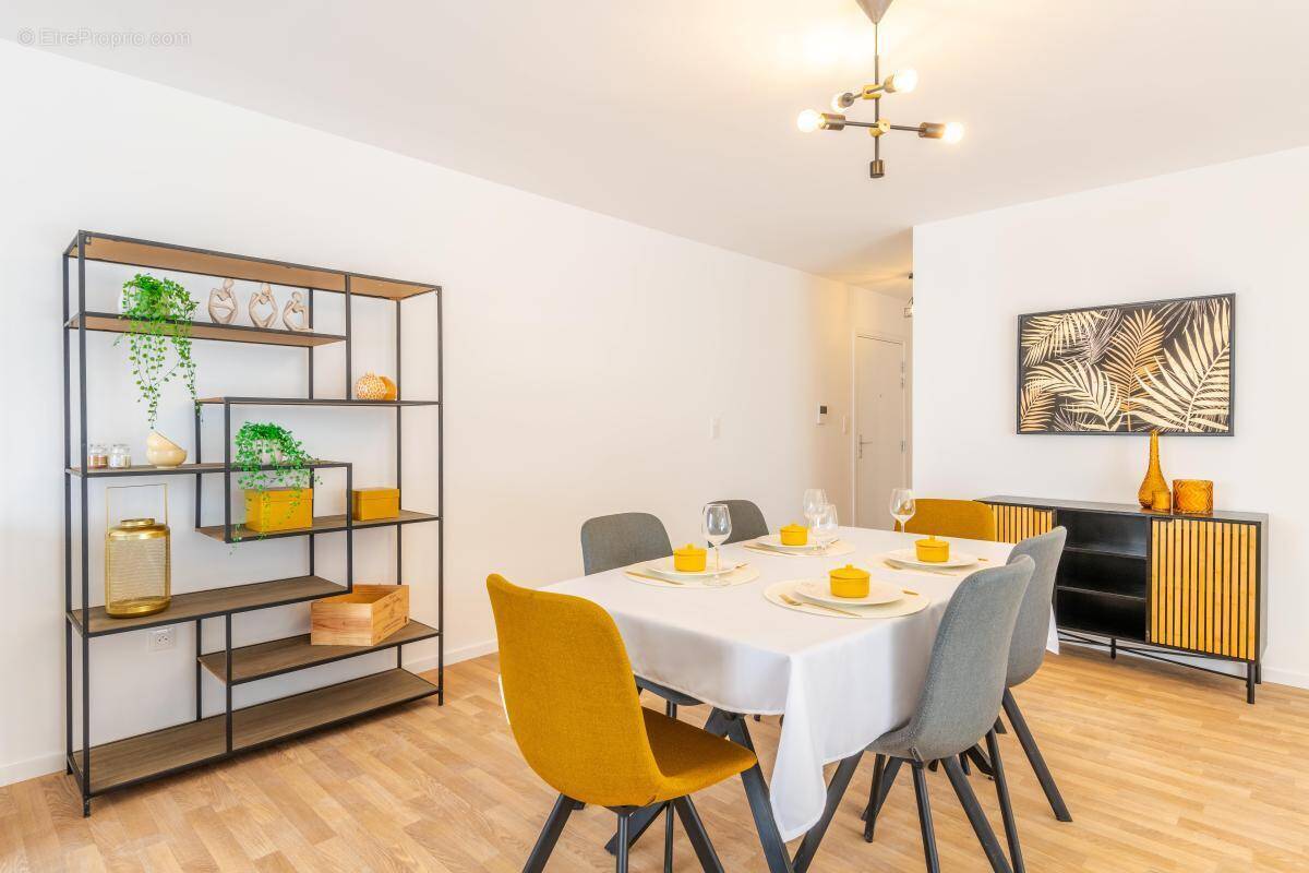 Appartement à FAMECK