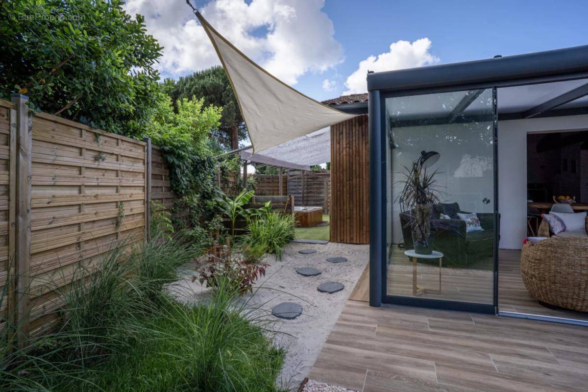 Maison à BISCARROSSE