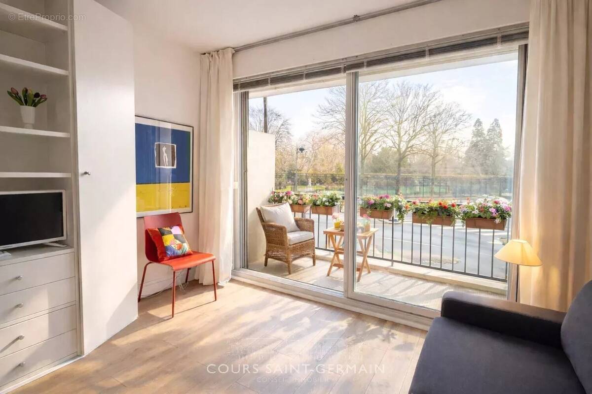 Appartement à PARIS-6E