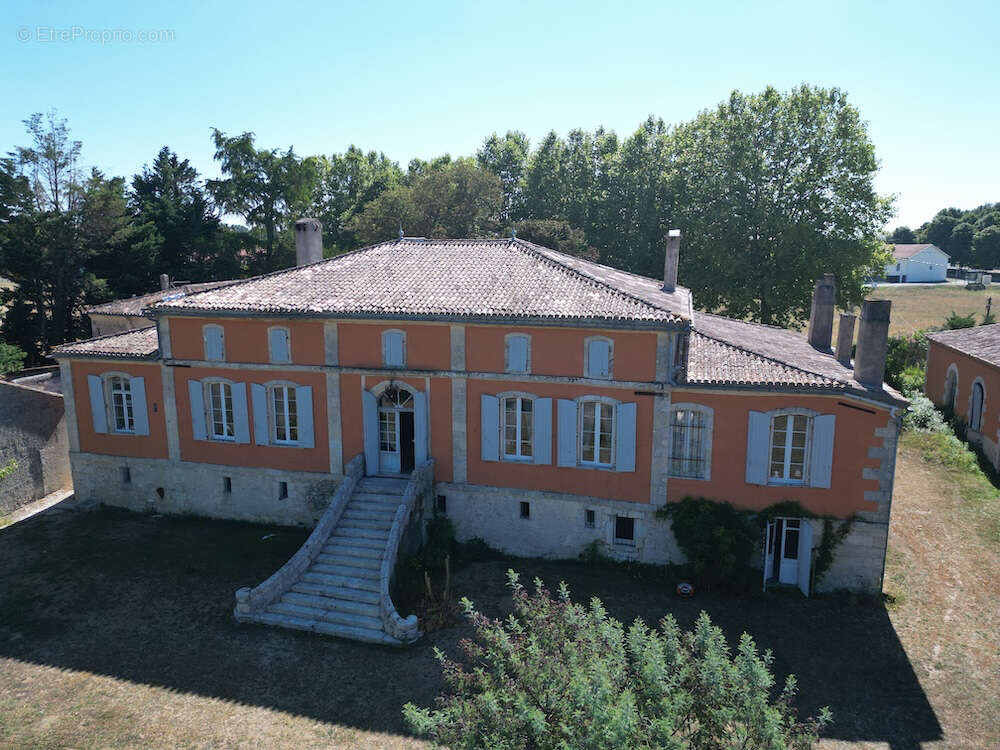 Maison à BLAYE
