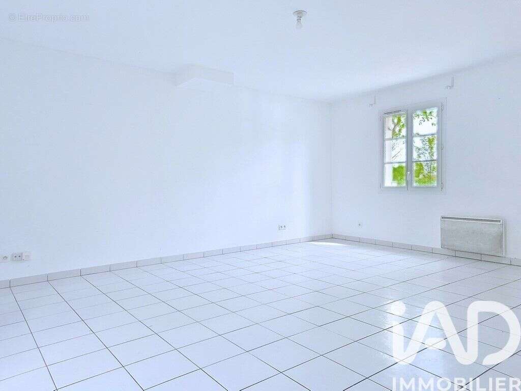 Photo 5 - Maison à MAGNY-LE-HONGRE