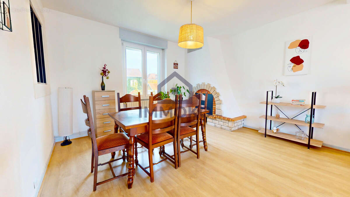 Appartement F4 avec somptueuse terrasse, 3 chambres, cheminée, garage - photo 2